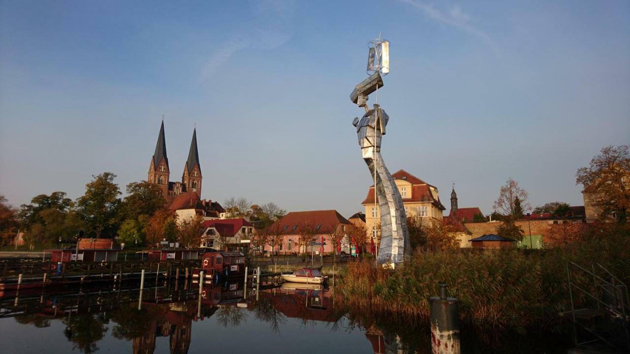 Kulturfreizeiten Ferienwohnungen Neuruppin Zewnętrze zdjęcie
